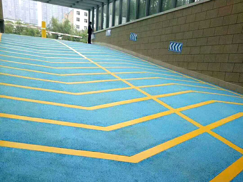 車庫(kù)止滑坡道 (1).jpg